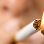 Τι εισπνέουν οι καπνιστές;